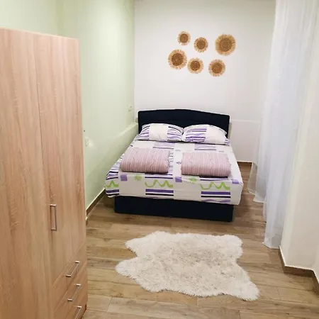 Jale Apartment